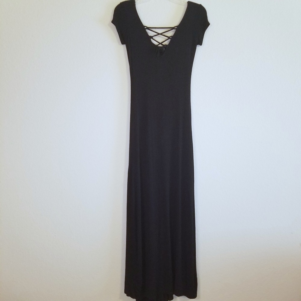 Black Low V-Neck Maxi Dress
